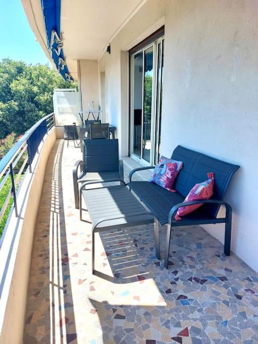 Apartment Grand T2 A 5min De La